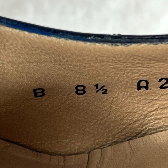 Bruno Magli Shoes Womens 8.5 Blue Leather Quilted Pumps Heels Lined Italy Made - Picture 8 of 11